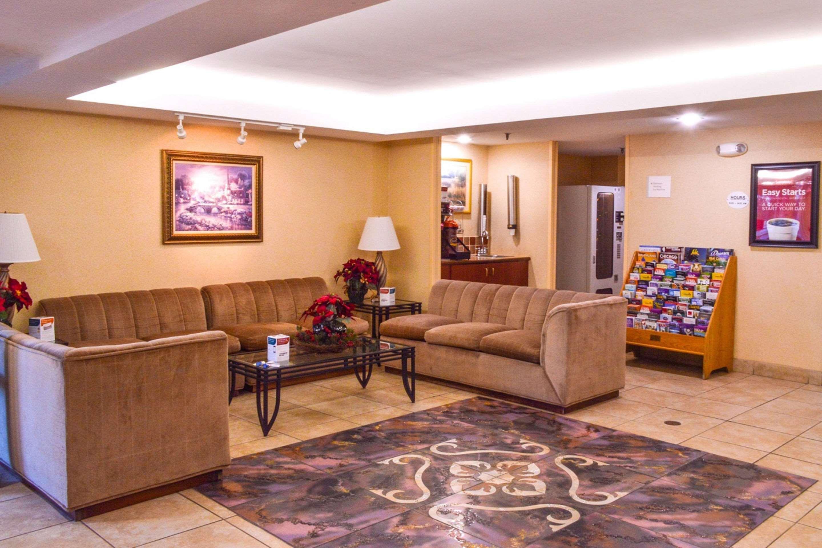 Econo Lodge Віллоубрук Екстер'єр фото