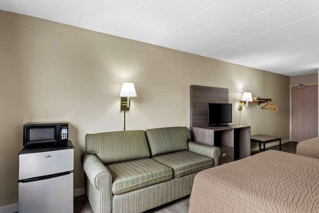 Econo Lodge Віллоубрук Номер фото