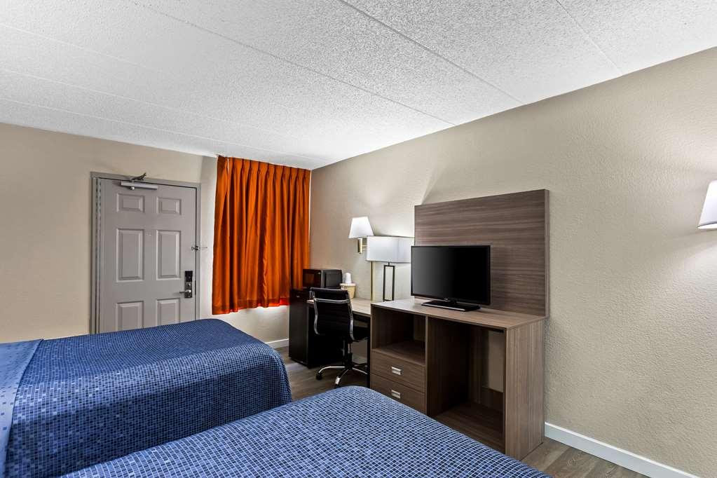 Econo Lodge Віллоубрук Номер фото