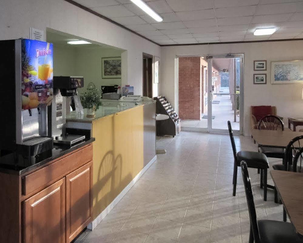 Econo Lodge Віллоубрук Екстер'єр фото